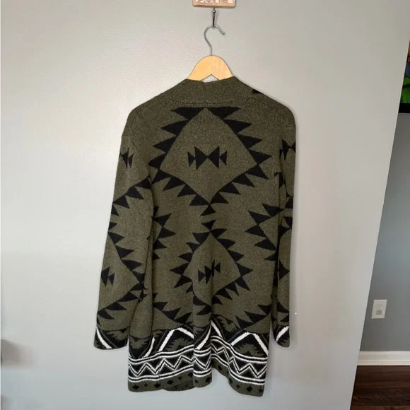 FRYE Long Aztec Cardigan - Picture 3 of 10